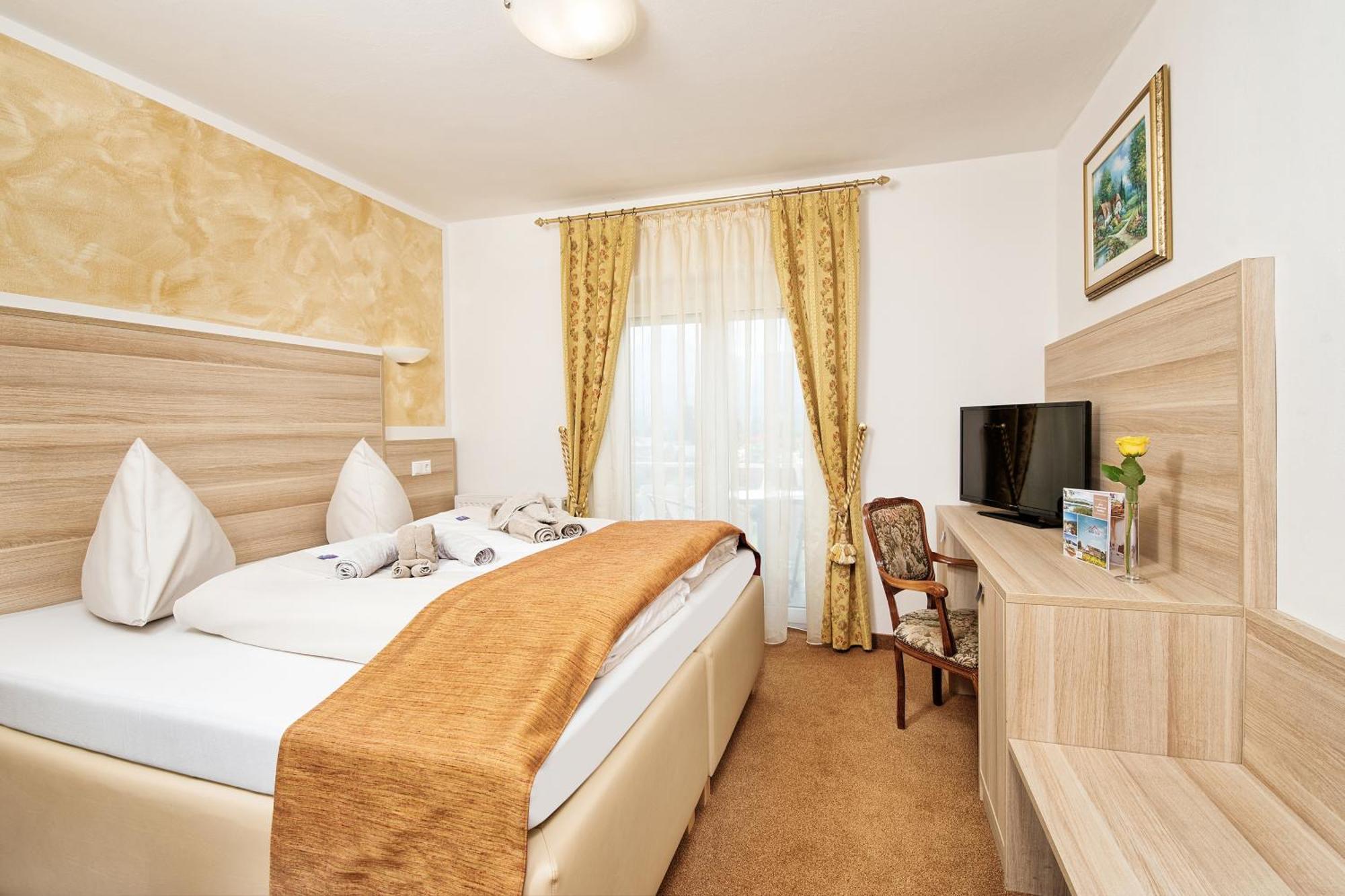 דרובולאך אם פאקרסי Hotel-Pension Melcher מראה חיצוני תמונה