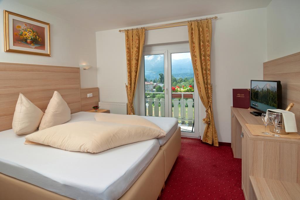 דרובולאך אם פאקרסי Hotel-Pension Melcher מראה חיצוני תמונה
